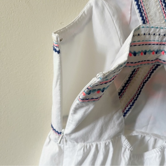 AE White Embroidered Mini Dress Size 4 Boho Hippie Festival Western Flirty - Picture 11 of 13
